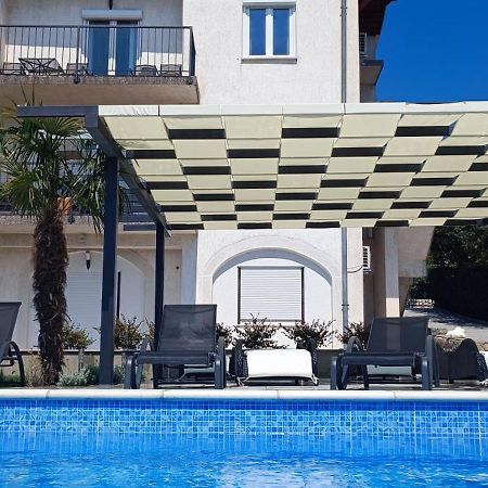 Apartmani Bura Crikvenica Ngoại thất bức ảnh