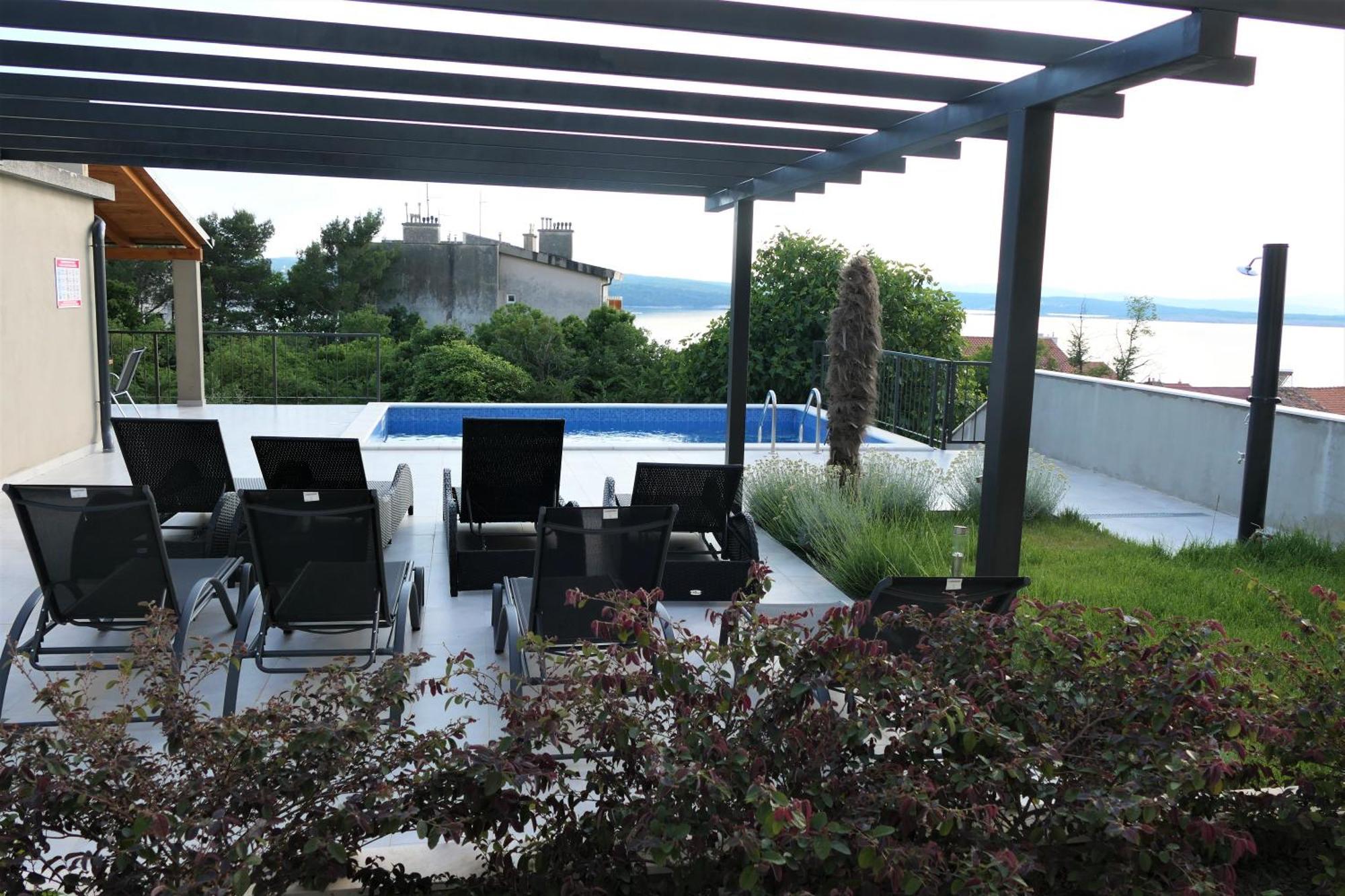 Apartmani Bura Crikvenica Ngoại thất bức ảnh